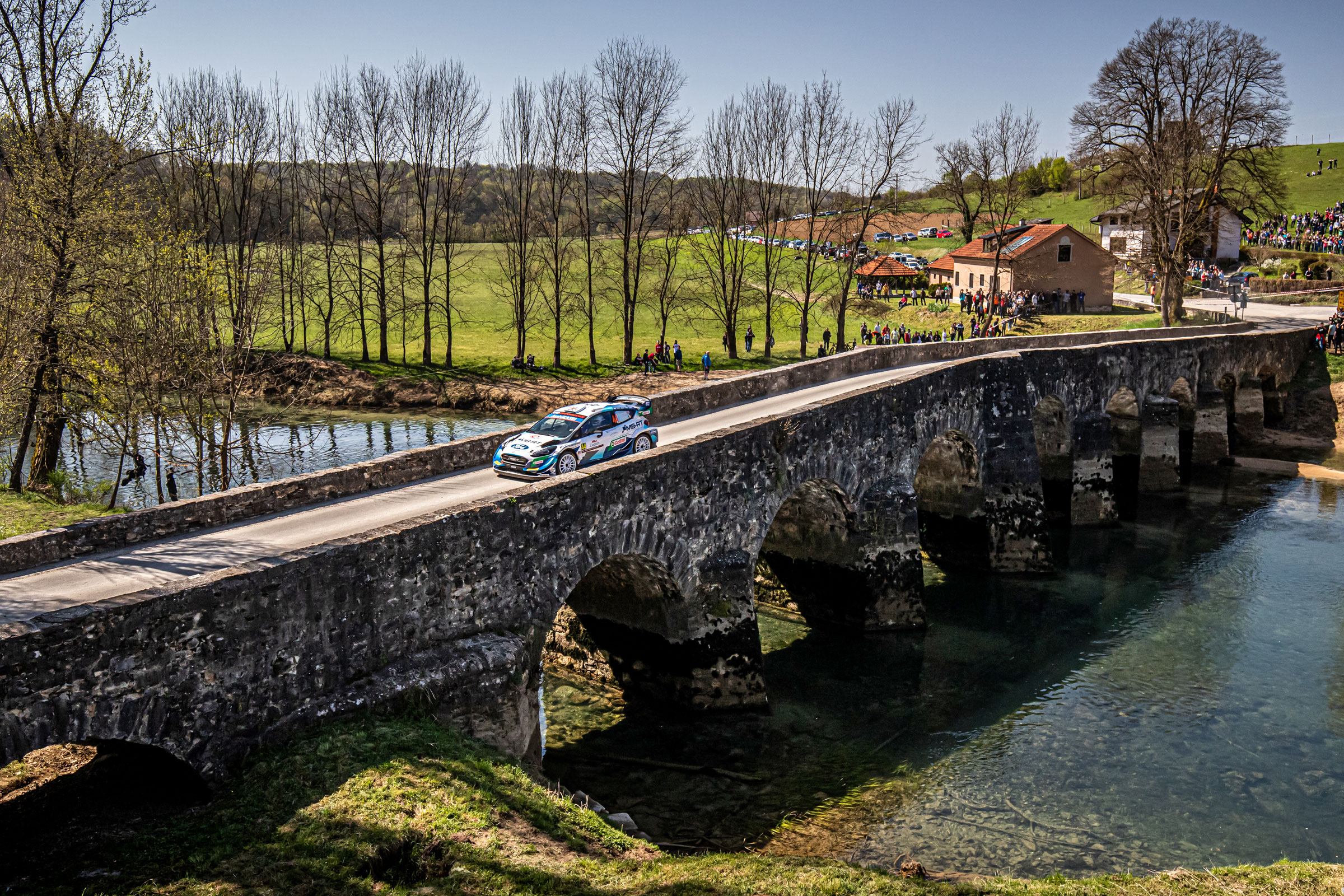 Leg two midday report: Ogier in front after dramatic turnaround in Croatia - 2