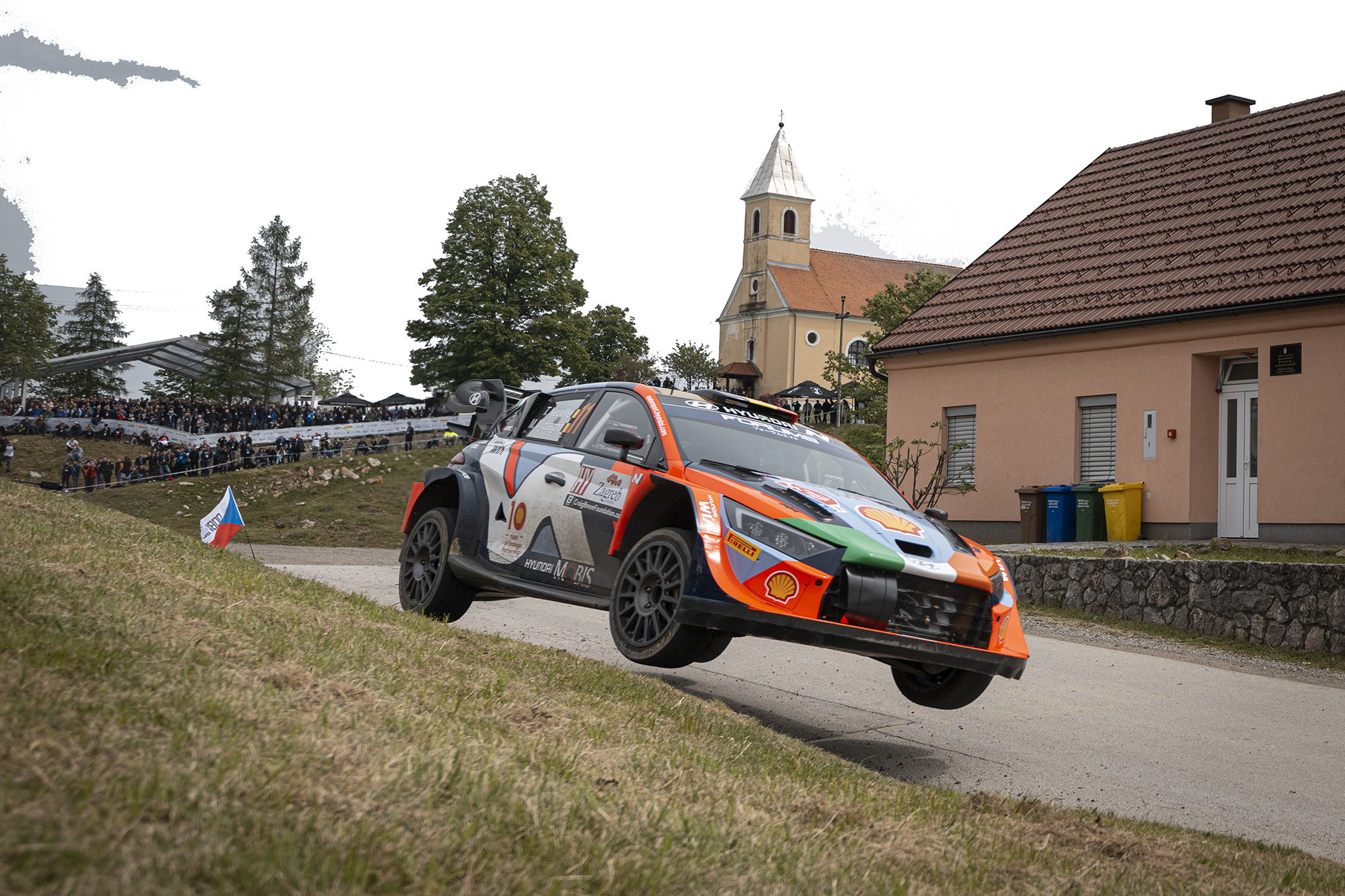 Neuville one step closer to his first Croatia rally win  - 2