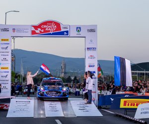 Fans out in force as Croatia Rally 2023 begins