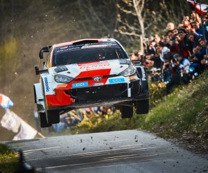 Evans takes Croatia Rally lead after Neuville crashes out