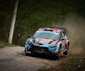 Neuville in command following stage 14 drama