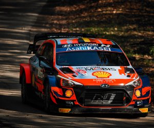 Thierry Neuville donira 4 tisuće eura za obnovu bolnice u Sisku